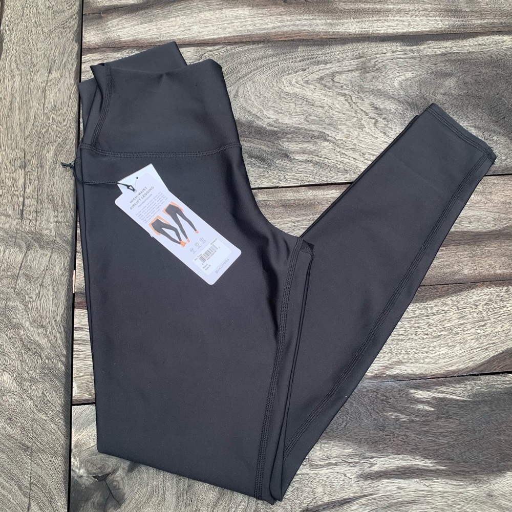 NEW ALO Yoga Black High-Waist Airlift Leggings - Picture 5 of 6